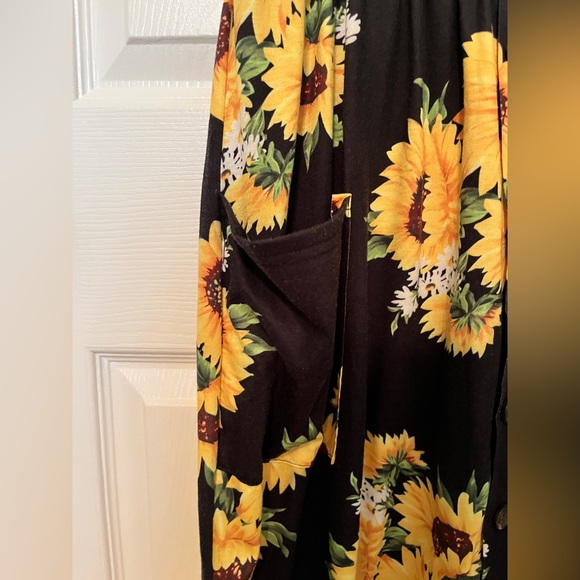 Sunflower Midi dress - Picture 5 of 9